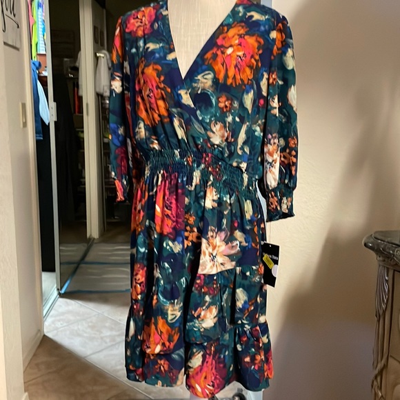 Maxi dress from Dillion very nice on never worn just try on - Picture 1 of 6